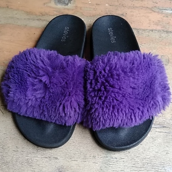 Stevies Other - Furry slides